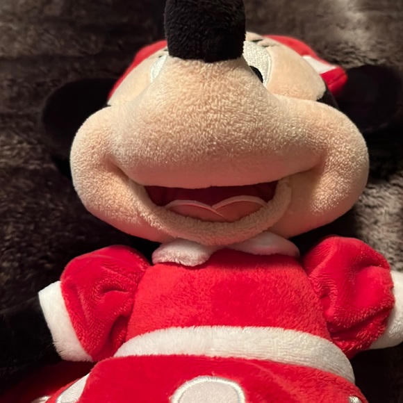 Minnie Mouse plush - Picture 8 of 9